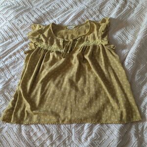 In Loom Mustard Yellow Floral Boho Top Medium Crochet Lace Trim Flutter Sleeve